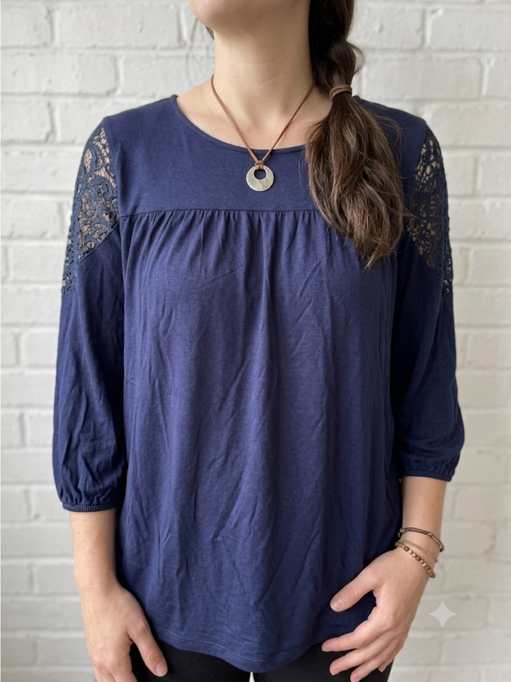 Reitmans Navy Lace-Sleeve Tunic – Size Large | Boho Chic | Scoop Neck | - Picture 1 of 8